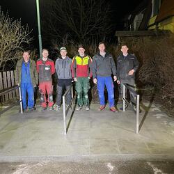 Das Team mit den fertigen Radständern